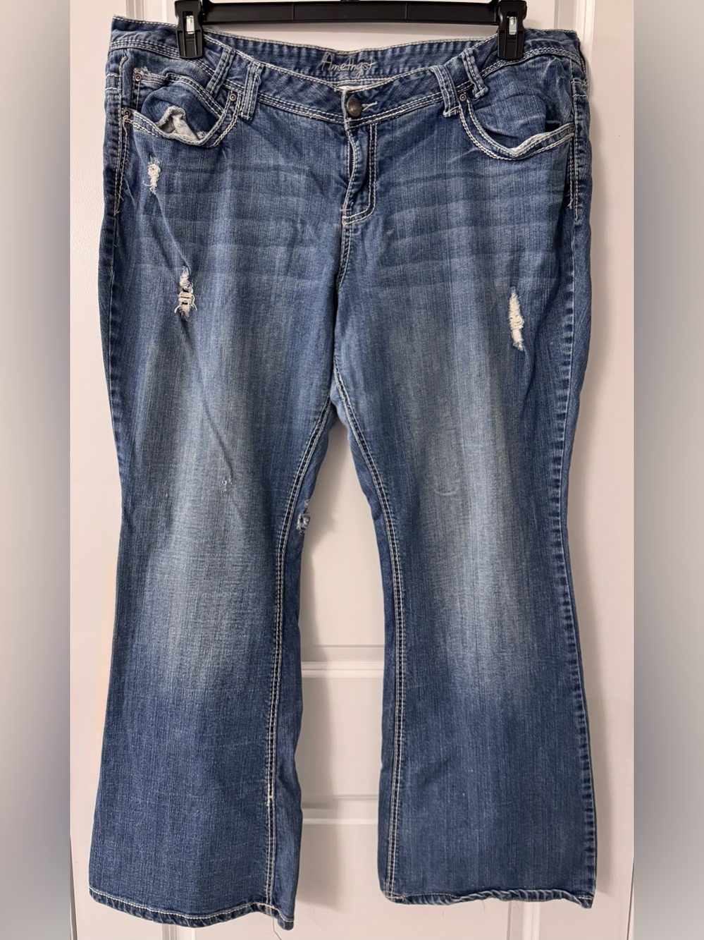 #2753 - Amethyst Brand Destructed Fancy Stitchery & Embroidered Denim Jeans